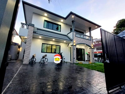 เช่าบ้านเดี่ยว นิคมอัญธานี (เจมโมโปลิส) : 🏡 ให้เช่าบ้านเดี่ยว Renovate ใหม่ทั้งหลัง พร้อมอยู่! 📍 เฉลิมพระเกียรติ ร.9 ซอย 54 - หมู่บ้านฐานทอง