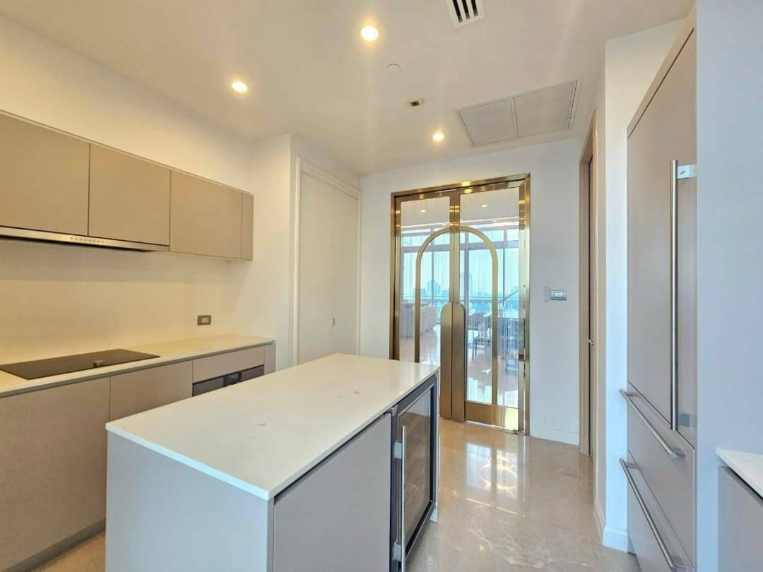 รูป ► Duplex ◄ ชั้น 40+ 300.86 ตร.ม. | 4 ห้องนอน วิวแม่น้ำเจ้าพระยา | ใกล้ ไอคอนสยาม 1 นาที, BTS กรุงธนบุรี 2 นาที - รูปที่ 18/21