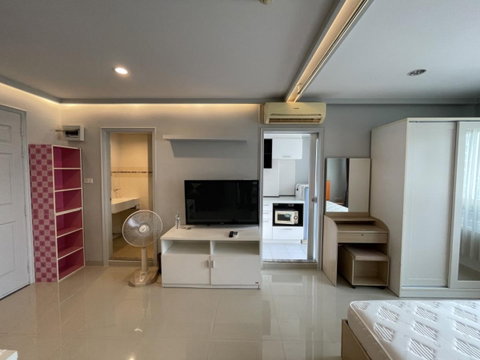 ให้เช่าคอนโด ลุมพินี วิลล์ รามคำแหง 44  Lumpini Ville Ramkhamhaeng 44 **ห้องสวย แต่งครบ พร้อมเข้าอยู่ Line ID: @ppagent