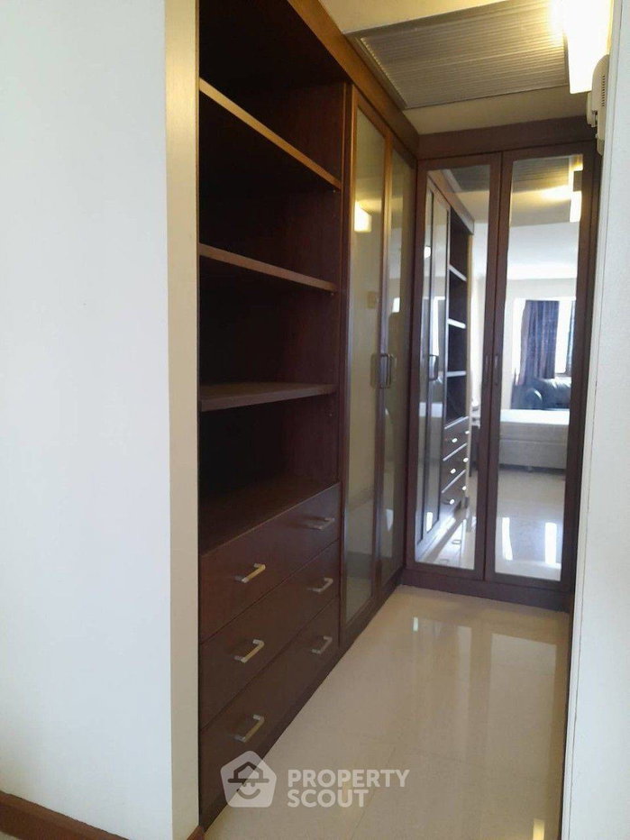 รูป คอนโด 1 ห้องนอน 65 ตร.ม. ชั้น 18 โครงการ Omni Tower ใกล้ BTS นานา 400 ม. (ID 2009417) - รูปที่ 11/11