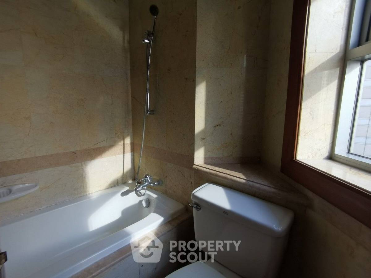 รูป คอนโด 3 ห้องนอน 178 ตร.ม. ราคาดี ที่ All Seasons Mansion ใกล้ BTS เพลินจิต 300 ม. (ID 1938369) - รูปที่ 26/32