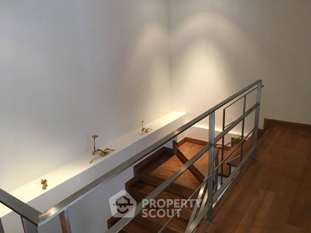 picture Pet-Friendly 3-BR 140 Sqm For Sale Down Town 49 Near BTS Phrom Phong (ID 637280) - 23/44