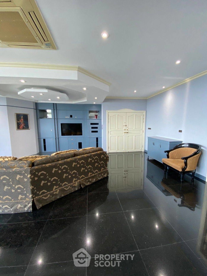 รูป คอนโด 3 ห้องนอน 312 ตร.ม. ชั้นสูง 28 ชั้น ขาย Royal River Place (ID 708270) - รูปที่ 3/33