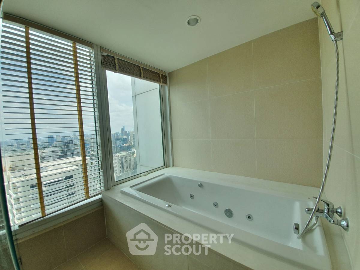 รูป คอนโด 4 ห้องนอน ขนาด 295 ตร.ม. ชั้น 43 Circle Condominium ใกล้ MRT เพชรบุรี (ID 515679) - รูปที่ 17/23