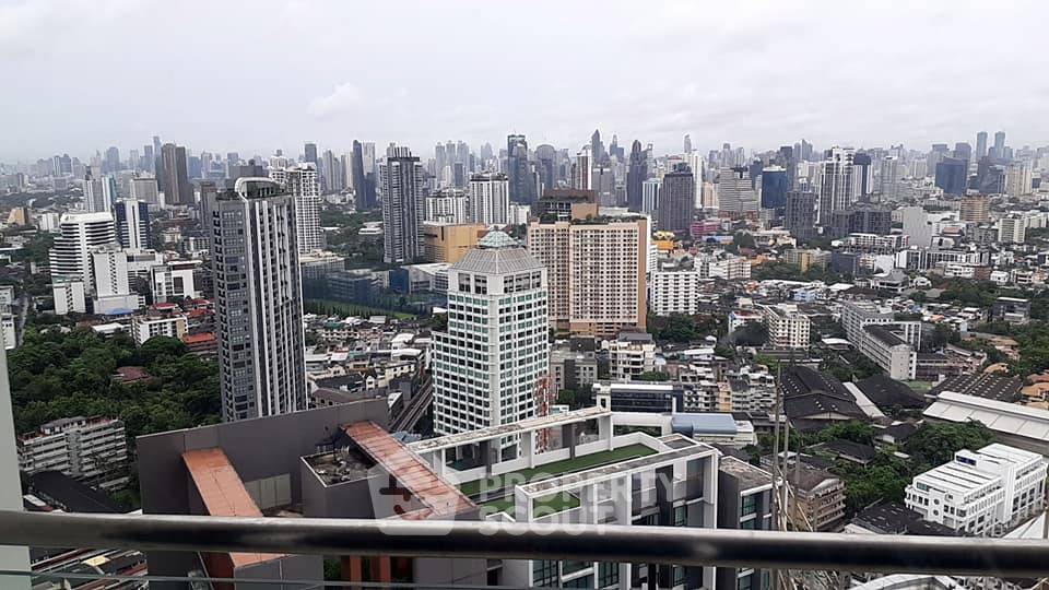 picture 1-BR Condo At Sky Walk Residences, Phra Khanong BTS 200m (ID 390077) - 5/6