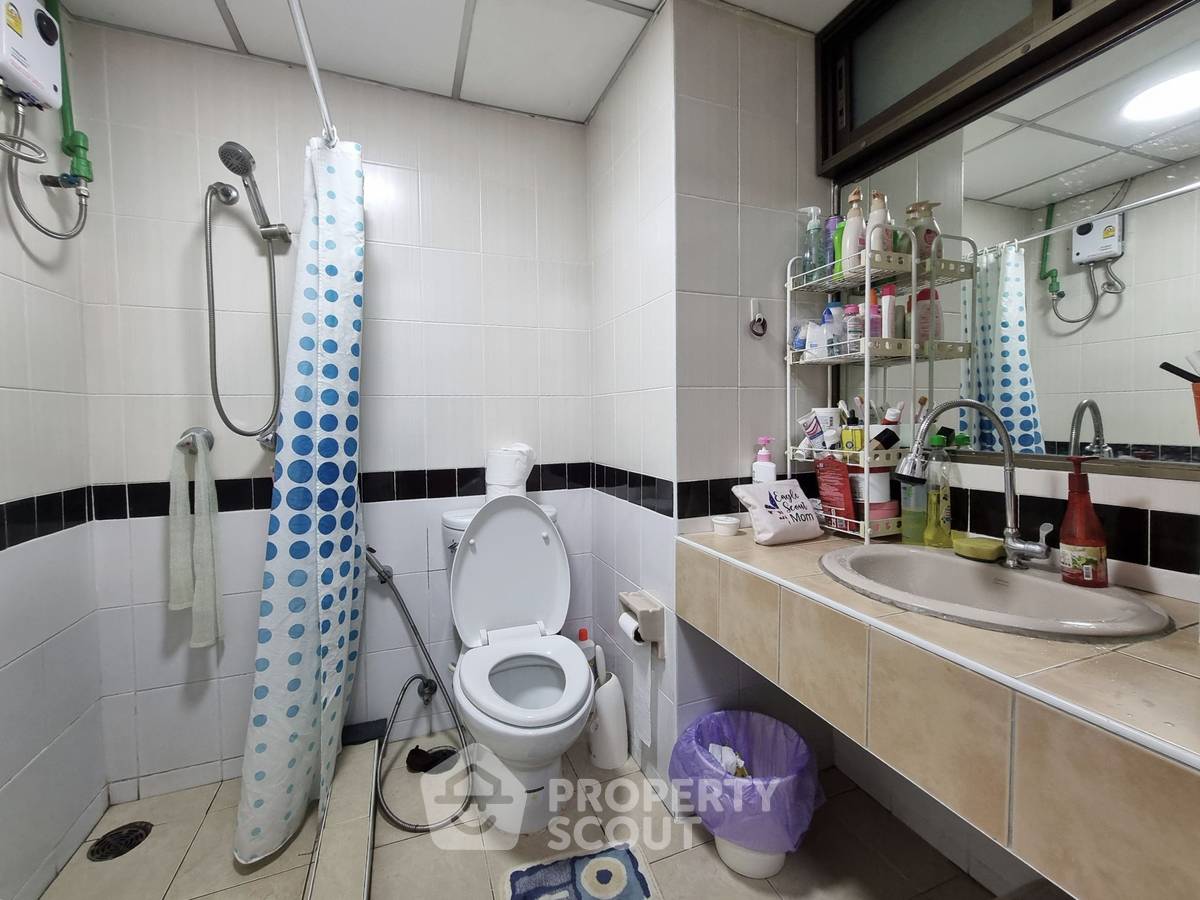 รูป คอนโด 1 ห้องนอน 81 ตร.ม. ขาย โครงการ P.S.T. Condoville 1 ใกล้ชองนนซี (ID 2055777) - รูปที่ 5/6