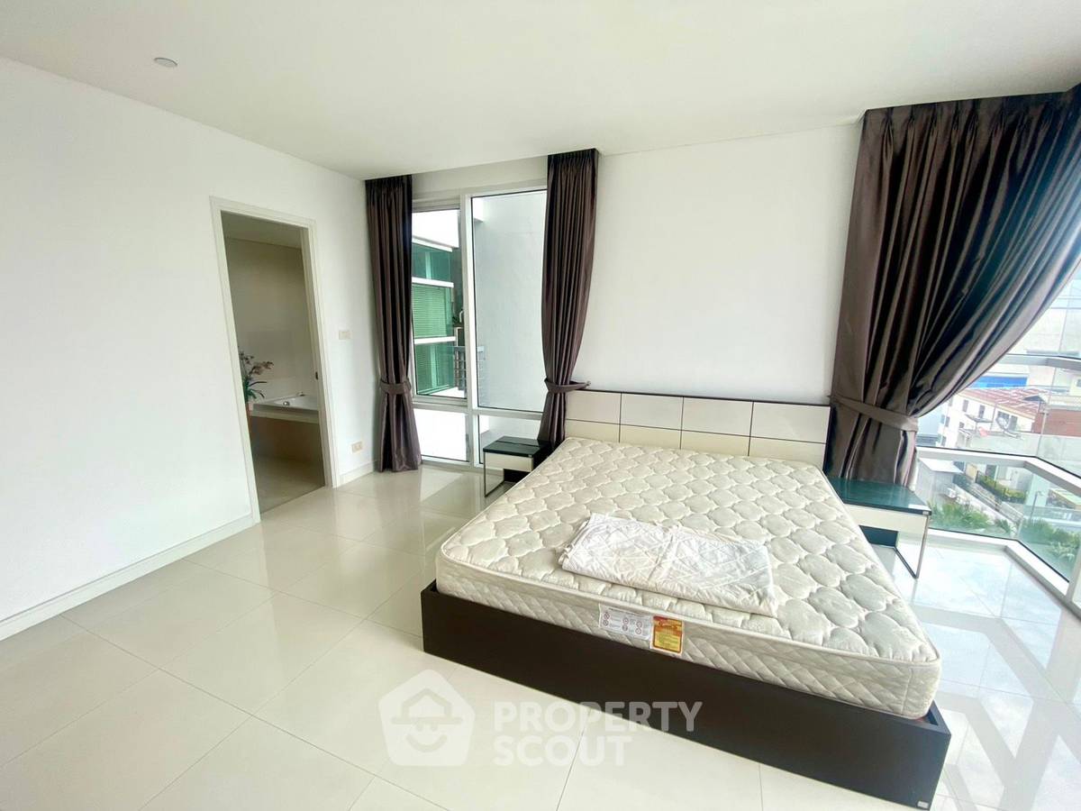 รูป คอนโด 3 ห้องนอน 172 ตร.ม. ขาย ที่ฟูลเลอร์ตัน สุขุมวิท ใกล้ BTS เอกมัย 400 ม. (ID 2062425) - รูปที่ 12/13