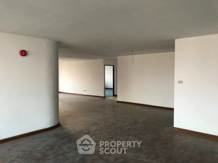 3-BR 252 Sqm Condo For Sale, DS Tower 1, BTS Phrom Phong (ID 880451)