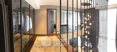 คอนโด 2 ห้องนอน 90 ตร.ม. ขาย The Lofts Ekkamai ใกล้ BTS เอกมัย 200 ม. (ID 387533)