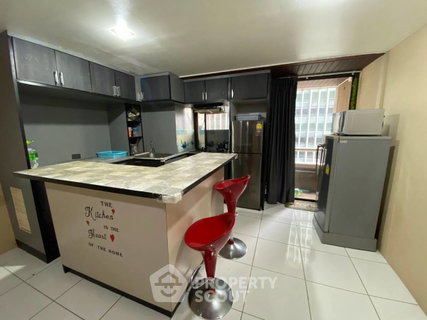 คอนโด 2 ห้องนอน 78 ตร.ม. ชั้น 18 ที่ Asoke Tower ใกล้ MRT เพชรบุรี 400 ม. (ID 2099305)