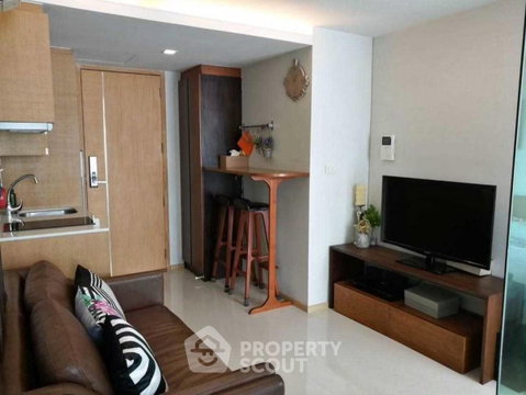 1-BR Condo For Sale At Socio Ruamrudee Near BTS Nana (ID 1739632)