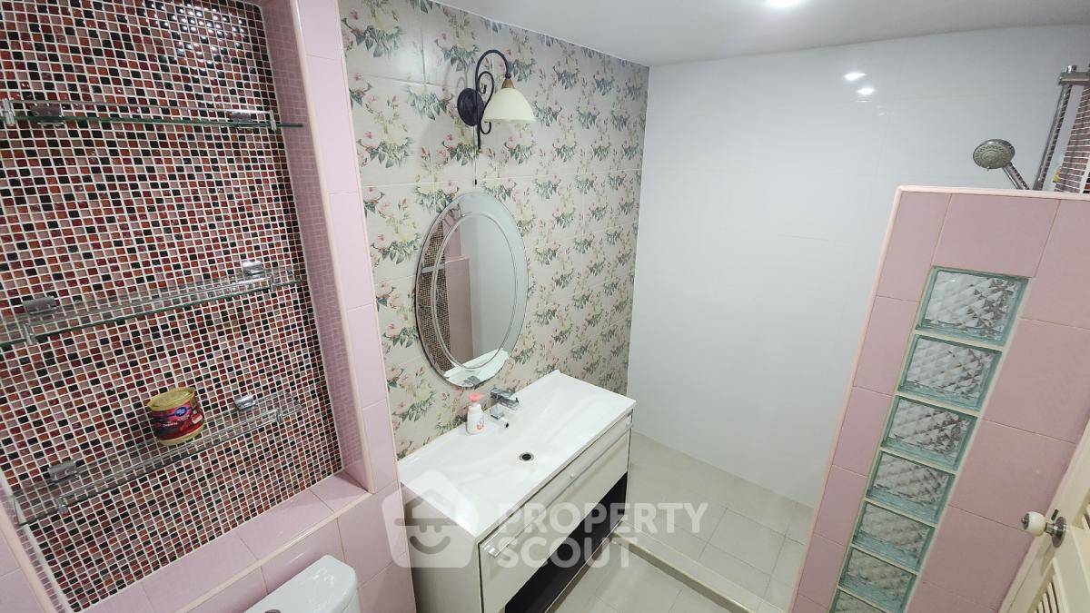 รูป คอนโด 2 ห้องนอน 156 ตร.ม. ศุภาลัย เพลส สุขุมวิท 39 ใกล้ BTS พร้อมพงษ์ (ID 1600712) - รูปที่ 7/12