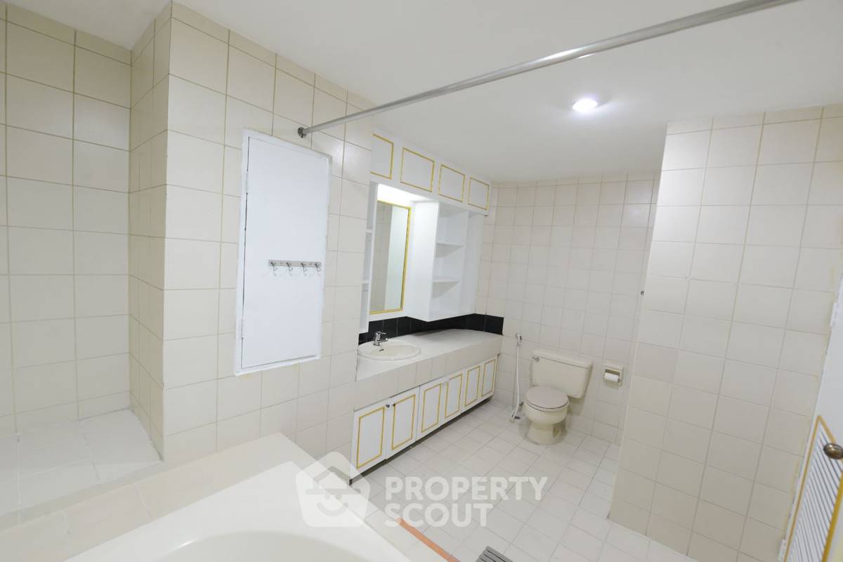 รูป คอนโด 3 ห้องนอน 350 ตร.ม. ชั้น 23 ออเรียนทอล ทาวเวอร์ส ใกล้ BTS เอกมัย (เลี้ยงสัตว์ได้) (ID 510846) - รูปที่ 14/20