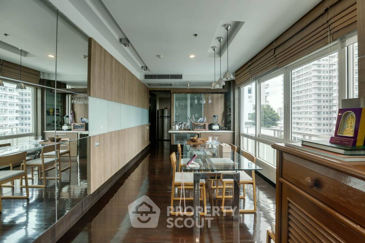 รูป คอนโด 3 ห้องนอน ขายที่ The Height Condominium ทองหล่อ (ID 1695490) - รูปที่ 6/20
