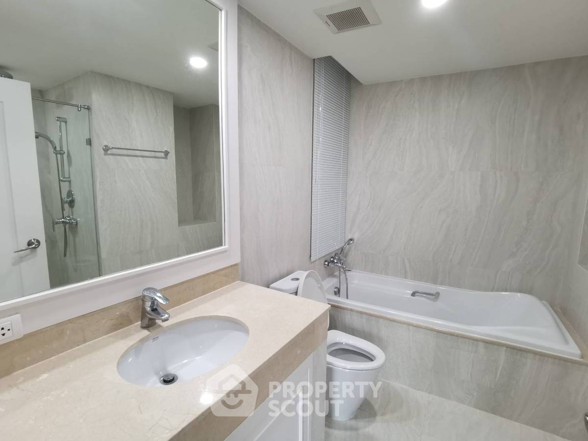 รูป คอนโด 3 ห้องนอน ขาย Wilshire พร้อมพงษ์ ชั้น 10 ใกล้ BTS พร้อมพงษ์ (ID 512205) - รูปที่ 8/12