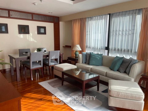 คอนโด 2 ห้องนอน Baan Na Varang Condominium ใกล้ BTS ชิดลม (ID 1804498)