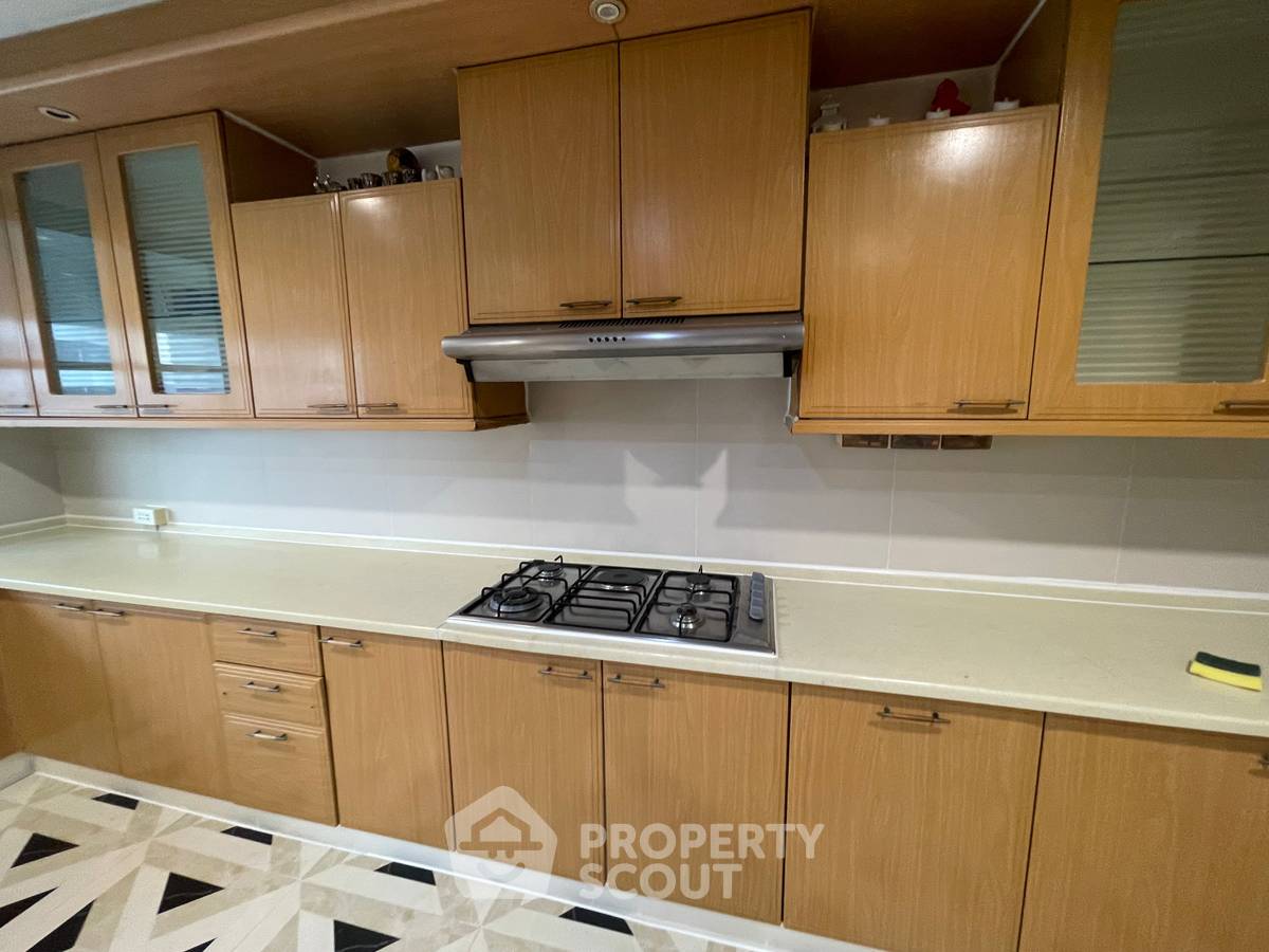 รูป คอนโด 5 ห้องนอน Fairview Tower ชั้น 22 ขนาด 650 ตร.ม. ใกล้ BTS อโศก (ID 1529055) - รูปที่ 15/48