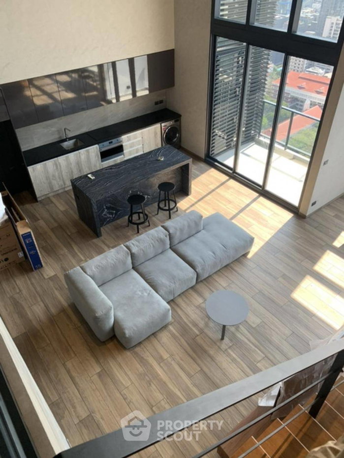 รูป คอนโด 2 ห้องนอน 120 ตร.ม. โครงการ The Lofts Asoke ใกล้ MRT เพชรบุรี 300 ม. (ID 1506324) - รูปที่ 1/5