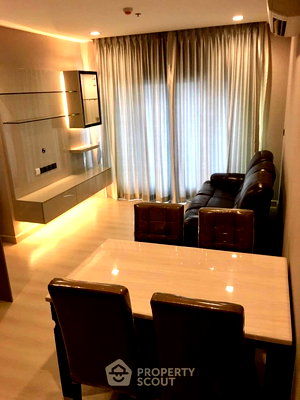Condos for rent : 2-BR 56 Sqm, 21st Floor Condo at The Signature By Urbano, 100m to BTS Saphan Khwai (ID 993360)