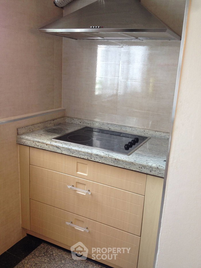 picture 2-BR 77 Sqm Condo At Beverly Tower, ARL Makkasan (ID 512397) - 3/10