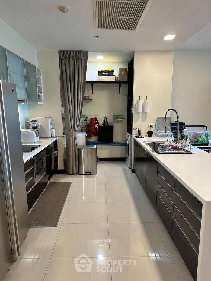 รูป คอนโด 3 ห้องนอน 147 ตร.ม. โครงการ The Lofts Yennakart ใกล้ช่องนนทรี (ID 1162880) - รูปที่ 28/29