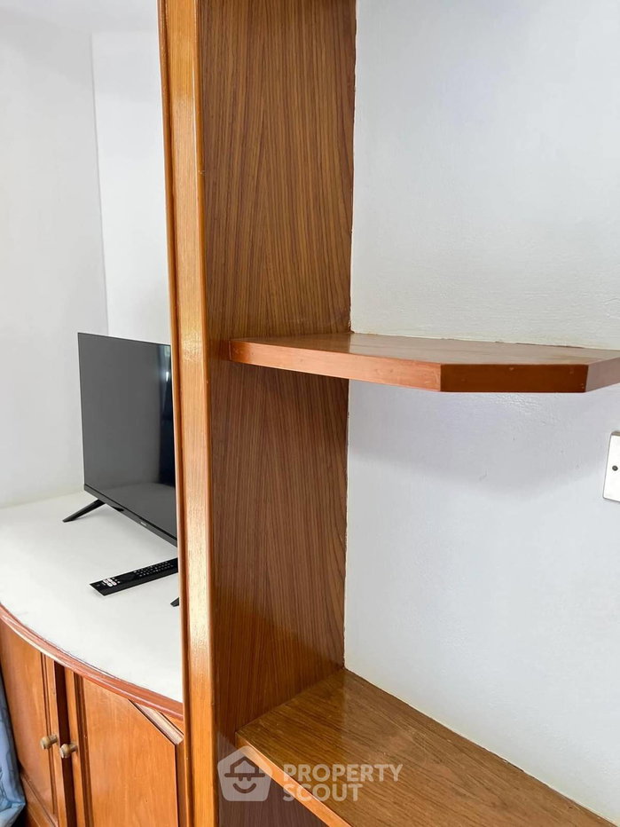 picture Pet-Friendly 2-BR Condo, 90 Sqm, Wittayu Complex Near BTS Phloen Chit (ID 1573954) - 19/32