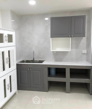 2-BR Condo For Rent At Srivara Garden, Phlapphla (Wang Thonglang) (ID 1235862)