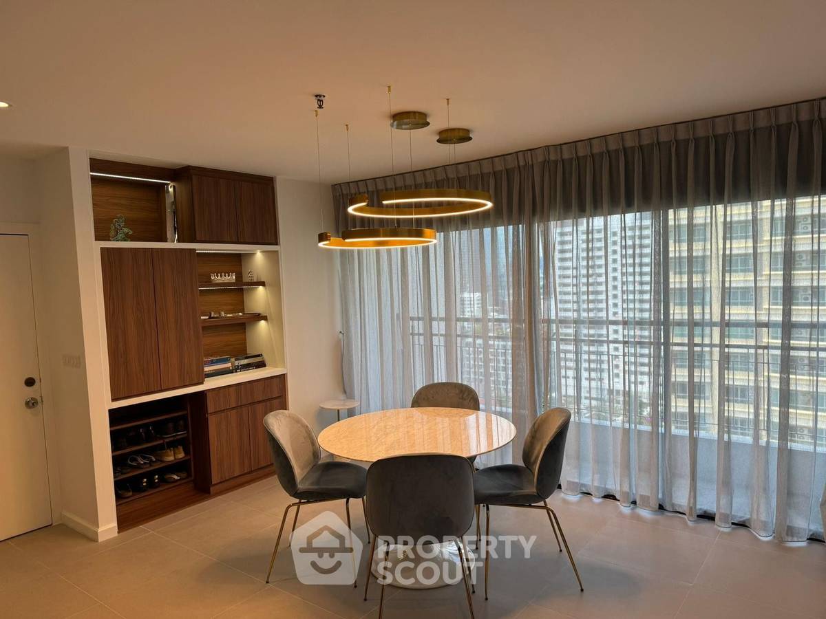รูป คอนโด 1 ห้องนอน 105 ตร.ม. ชั้นสูง ที่ Liberty Park 2 ใกล้ ARL มักกะสัน (ID 1916069) - รูปที่ 3/5