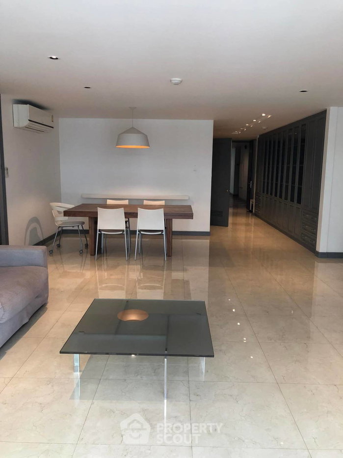 รูป คอนโด 1 ห้องนอน 165 ตร.ม. Avenue 61 สุขุมวิท 400 ม. ถึง BTS ทองหล่อ (ID 784891) - รูปที่ 1/7