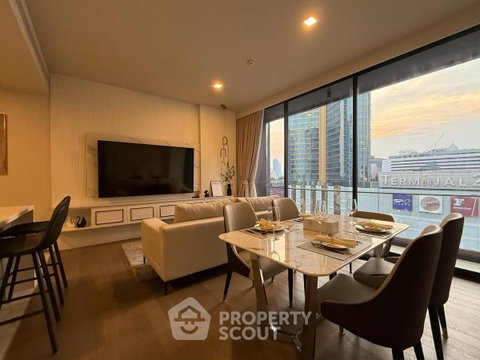 คอนโด 2 ห้องนอน Celes Asoke ห่าง MRT สุขุมวิท 50 ม. (ID 2048273)