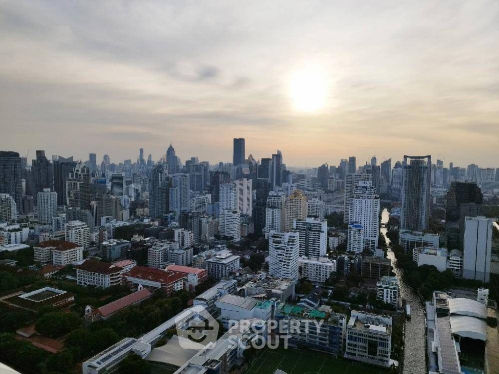 รูป คอนโด 1 ห้องนอน ชั้น 24 พื้นที่ 39 ตร.ม. Q Asoke ใกล้ MRT เพชรบุรี 100 ม. (ID 1486676) - รูปที่ 8/9