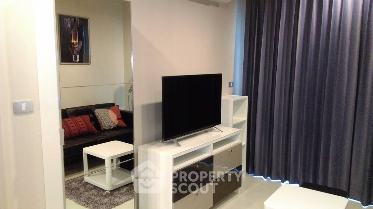 รูป คอนโด 2 ห้องนอน Rhythm Sukhumvit 36-38 เดิน 300 ม. ถึง BTS ทองหล่อ (ID 512455) - รูปที่ 4/6