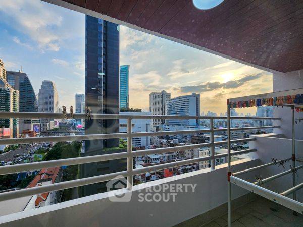 รูป คอนโด 3 ห้องนอน Wattana Heights ชั้น 17 วิวสูง ใกล้ MRT สุขุมวิท 200 ม. (ID 2005446) - รูปที่ 12/28