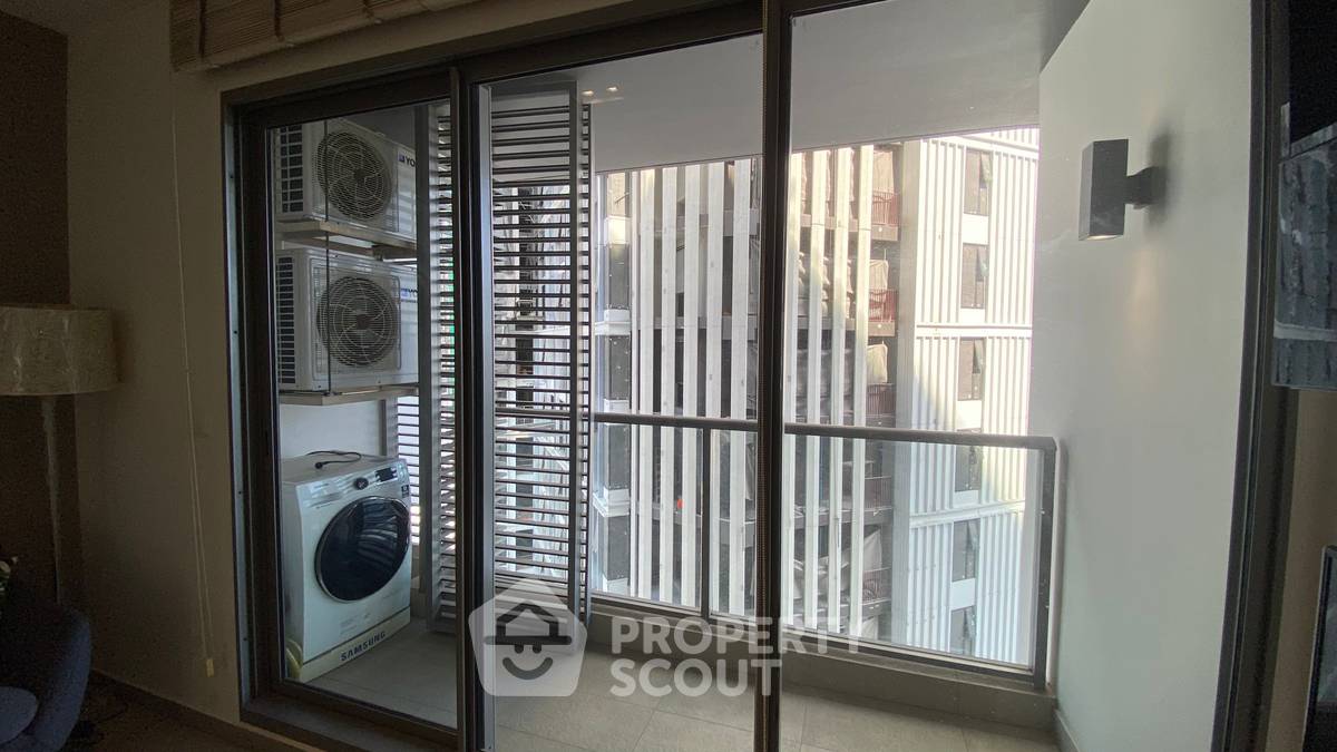 รูป คอนโด 1 ห้องนอน 45 ตร.ม. ชั้น 19 The Lofts Ekkamai ใกล้ BTS เอกมัย 200 ม. (ID 511596) - รูปที่ 13/14