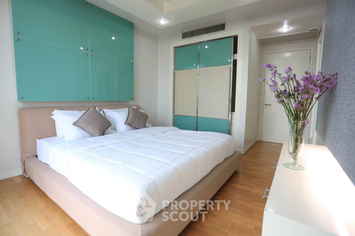 รูป คอนโด 1 ห้องนอน โครงการ Urbana Sathorn ใกล้ BTS ศาลาแดง 📍 (ID 1253477) - รูปที่ 2/19