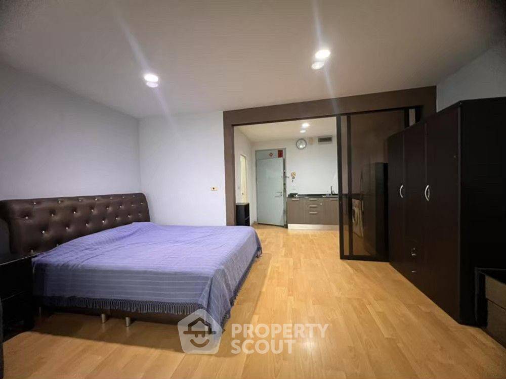 picture 200m To BTS Saint Louis | 1-BR St. Louis Grand Terrace (ID 785581) - 6/8
