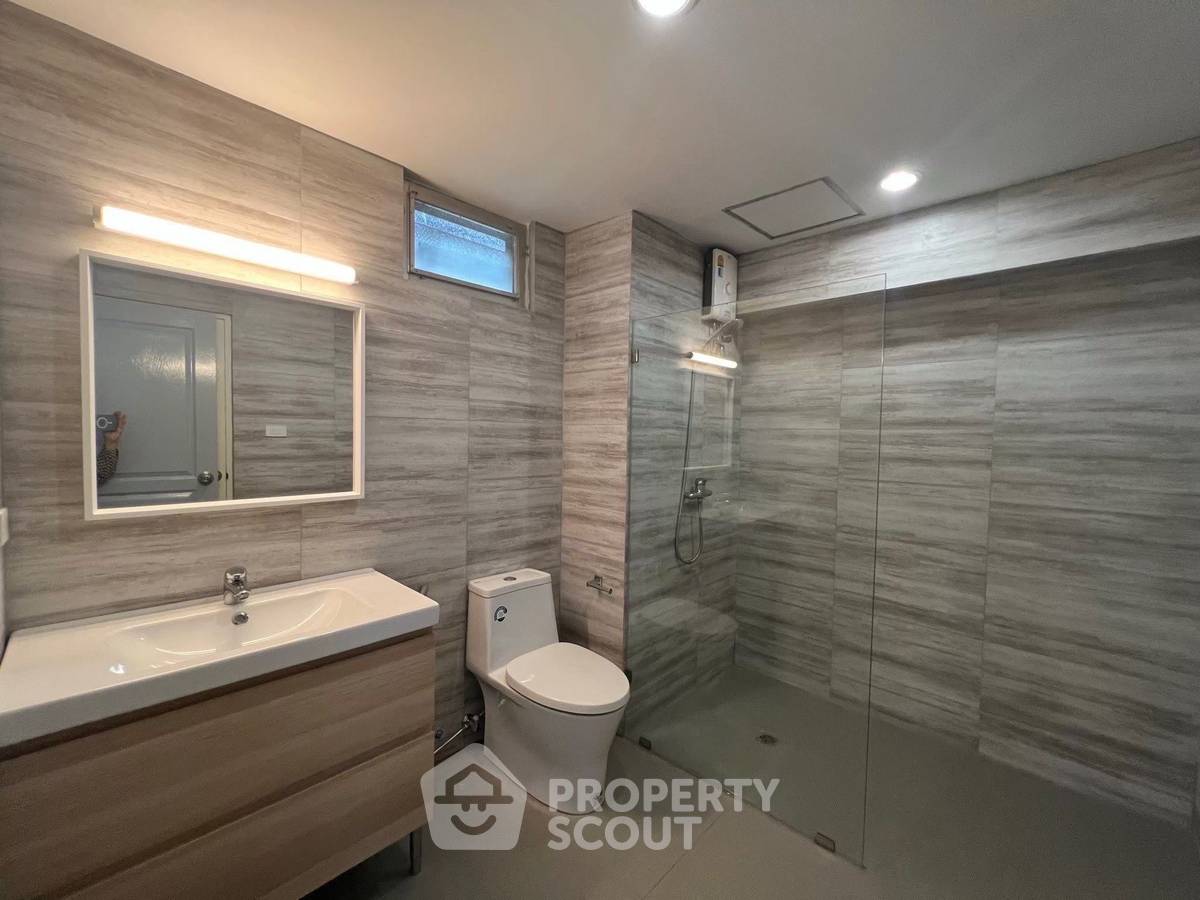 picture 3-BR Condo For Rent At 39 Suites Near BTS Phrom Phong (ID 1501144) - 7/10