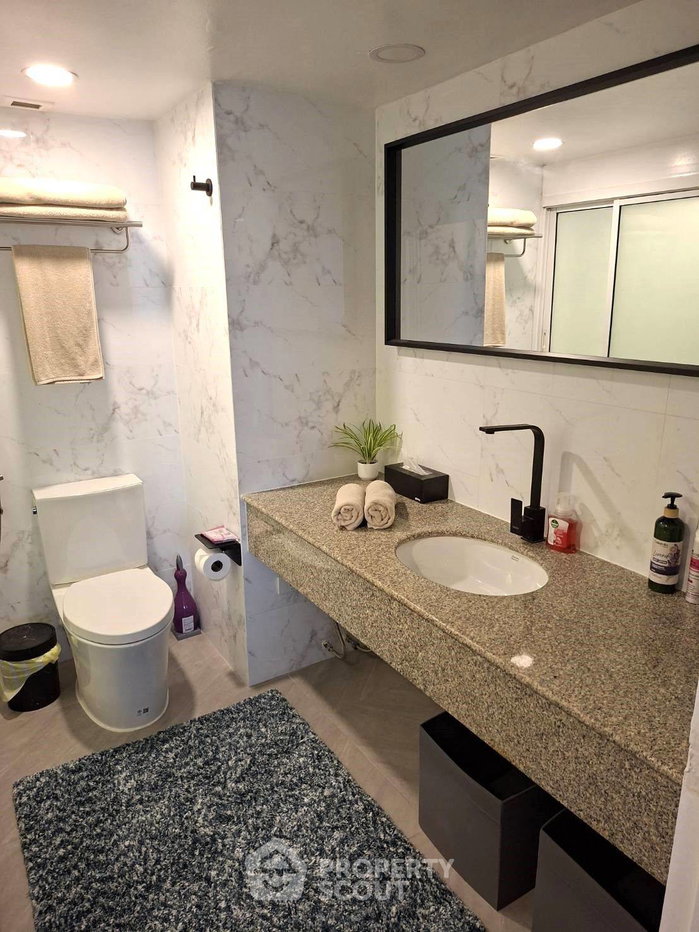 รูป คอนโด 1 ห้องนอน โอมินิ ทาวเวอร์ ชั้นสูง 24 ใกล้ BTS นานา 400 ม. (ID 2180544) - รูปที่ 14/19