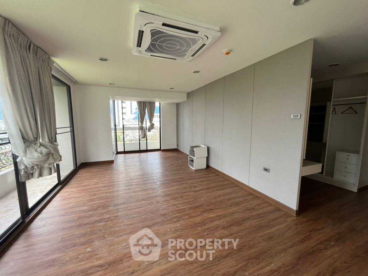 picture Pet-Friendly 3-BR 256 Sqm Condo For Sale, Prime Mansion One Near MRT Phetchaburi (ID 1843315) - 3/8