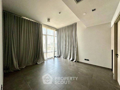 คอนโด 2 ห้องนอน 87 ตร.ม. โครงการ The Lofts Asoke ใกล้ MRT เพชรบุรี 300 ม. (ID 1417061)