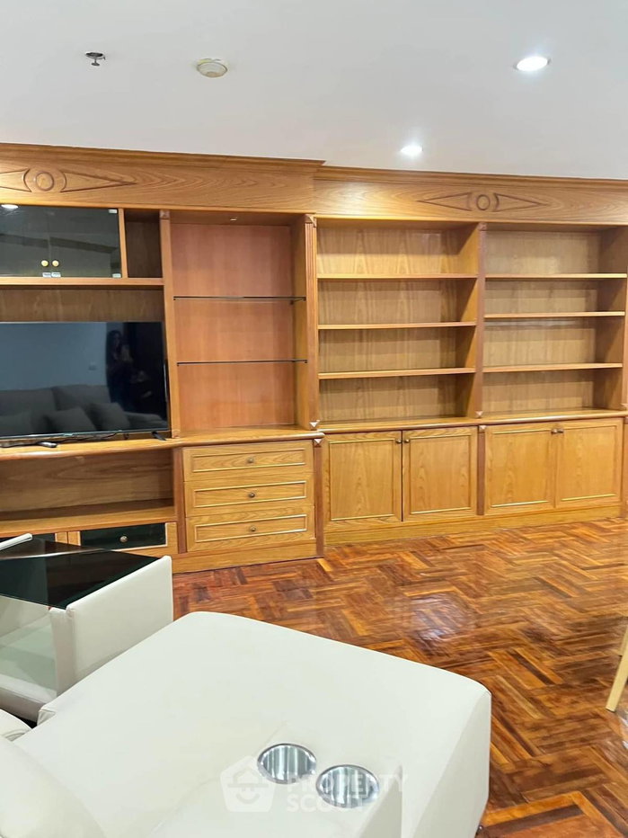 picture Pet-Friendly 2-BR Condo, 90 Sqm, Wittayu Complex Near BTS Phloen Chit (ID 1573954) - 26/32