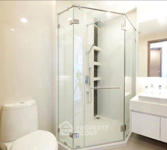 รูป คอนโด 3 ห้องนอน ชั้นสูง 48 159 ตร.ม. ขายที่ เมนาม เรสซิเดนซ์ (ID 984922) - รูปที่ 5/5