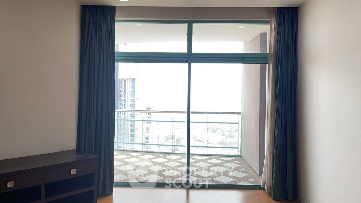 รูป ชั้นสูง 26 ห้อง 2 ห้องนอน Chatrium Riverside Condominium ใกล้ BTS สะพานตากสิน (ID 2004266) - รูปที่ 12/32