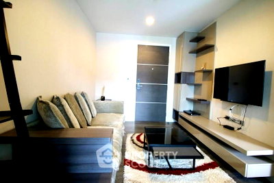 Condos for sale : 1-BR Condo At The Crest Sukhumvit 49, 8th Floor Near BTS Thong Lor (ID 889999)