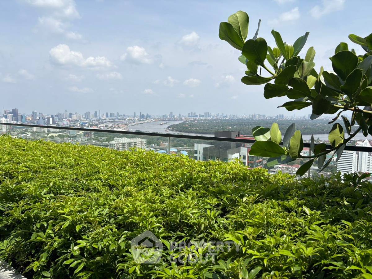รูป คอนโด 2 ห้องนอน ชั้น 25 ขนาด 90 ตร.ม. ที่ The Issara Sathorn ใกล้ BTS/MRT (ID 2100838) - รูปที่ 11/19