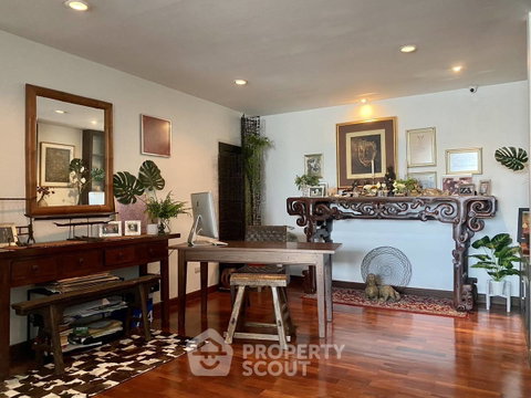 26th-Floor 5-BR 484 Sqm Lake Green For Sale Near BTS Asoke (ID 1917927)
