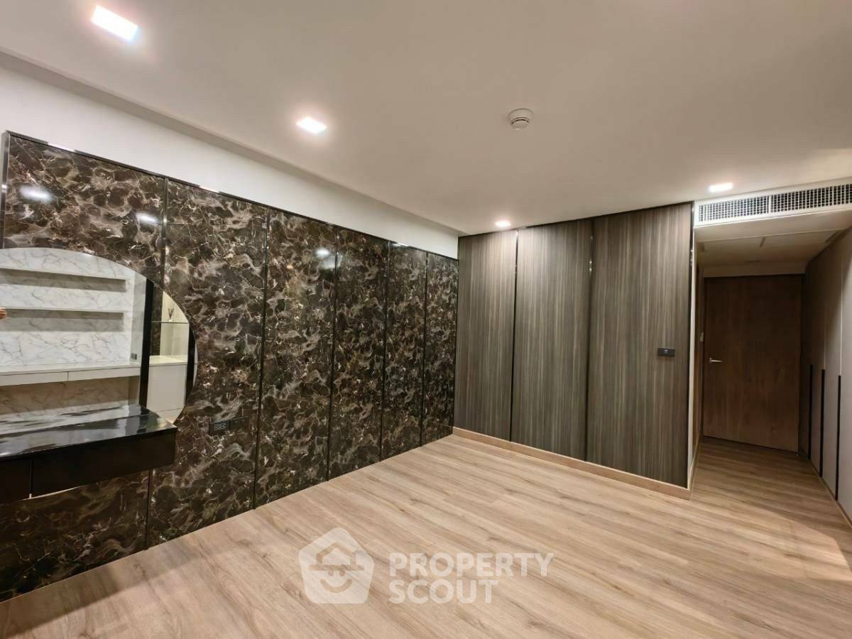 รูป คอนโด 3 ห้องนอน โครงการ Somkid Gardens ชั้น 20 ขนาด 300 ตร.ม. ใกล้ BTS ชิดลม 300 ม. (ID 1736733) - รูปที่ 42/50