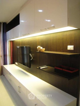 2-BR 65 Sqm Condo One Sukhumvit 67, 300m to BTS Phra Khanong (ID 565194)