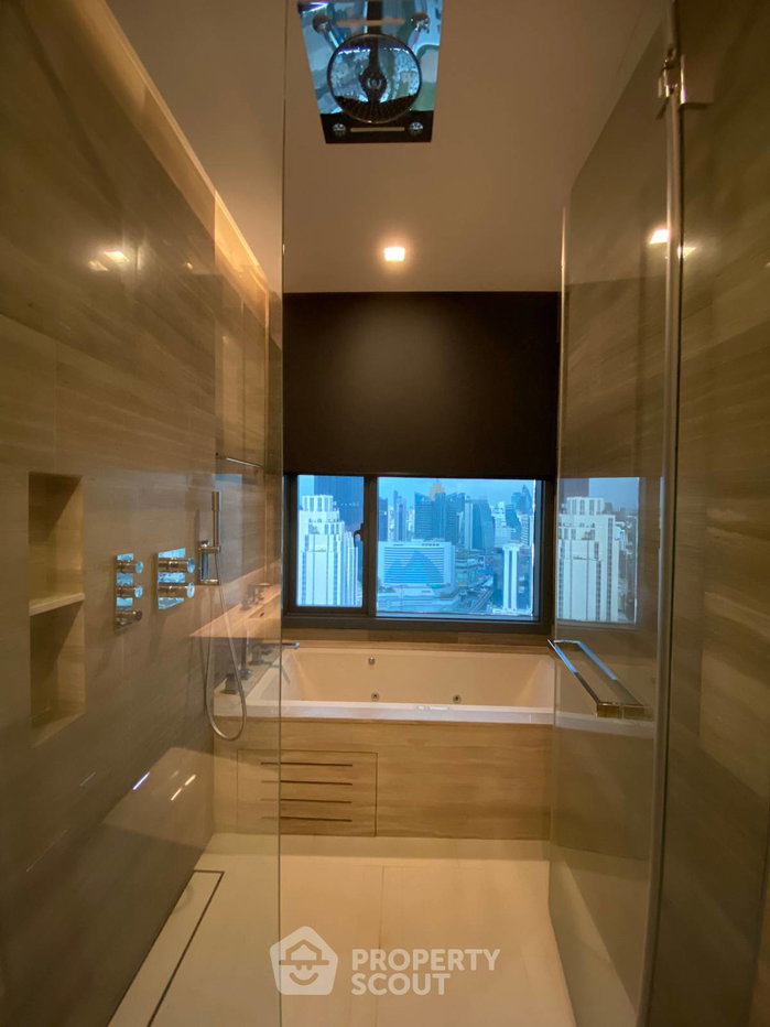 รูป ชั้น 35 คอนโด 3 ห้องนอน 202 ตร.ม. Q1 Sukhumvit ใกล้ BTS Nana 20 ม. (ID 939365) - รูปที่ 11/50