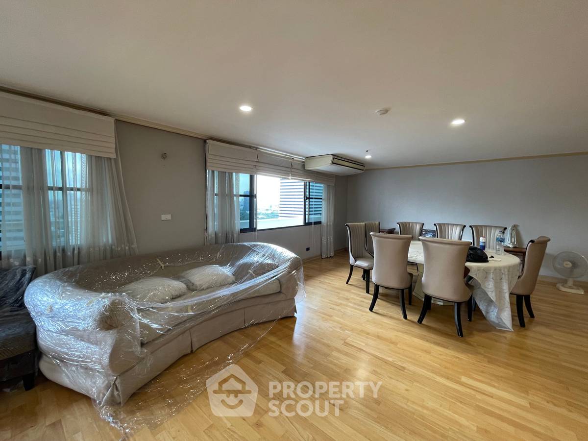 รูป คอนโด 5 ห้องนอน Fairview Tower ชั้น 22 ขนาด 650 ตร.ม. ใกล้ BTS อโศก (ID 1529055) - รูปที่ 8/48